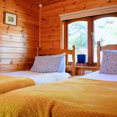 Secluded Pine 2 *
